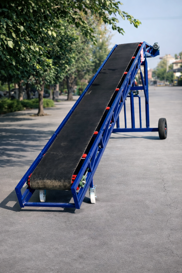 Mobil Yükleme Konveyörü (Tekerlekli Bantlı Konveyör)